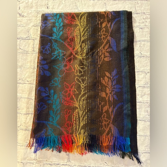 DARK ACADEMIA MULTI COLORED LEAF PRINT OVERSIZED SCARF O/S - Picture 3 of 7